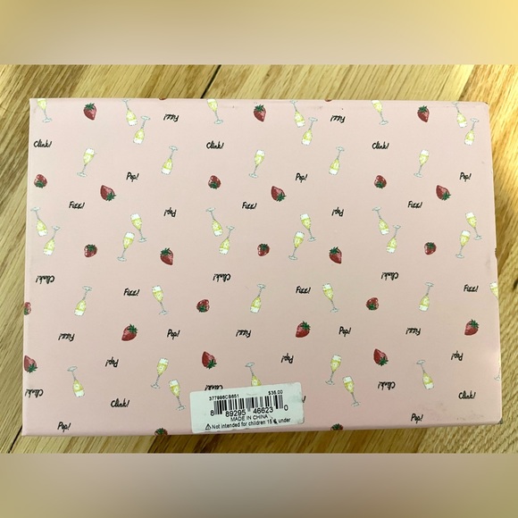 Betsey Johnson Champagne Martini Set NWT - Picture 6 of 7